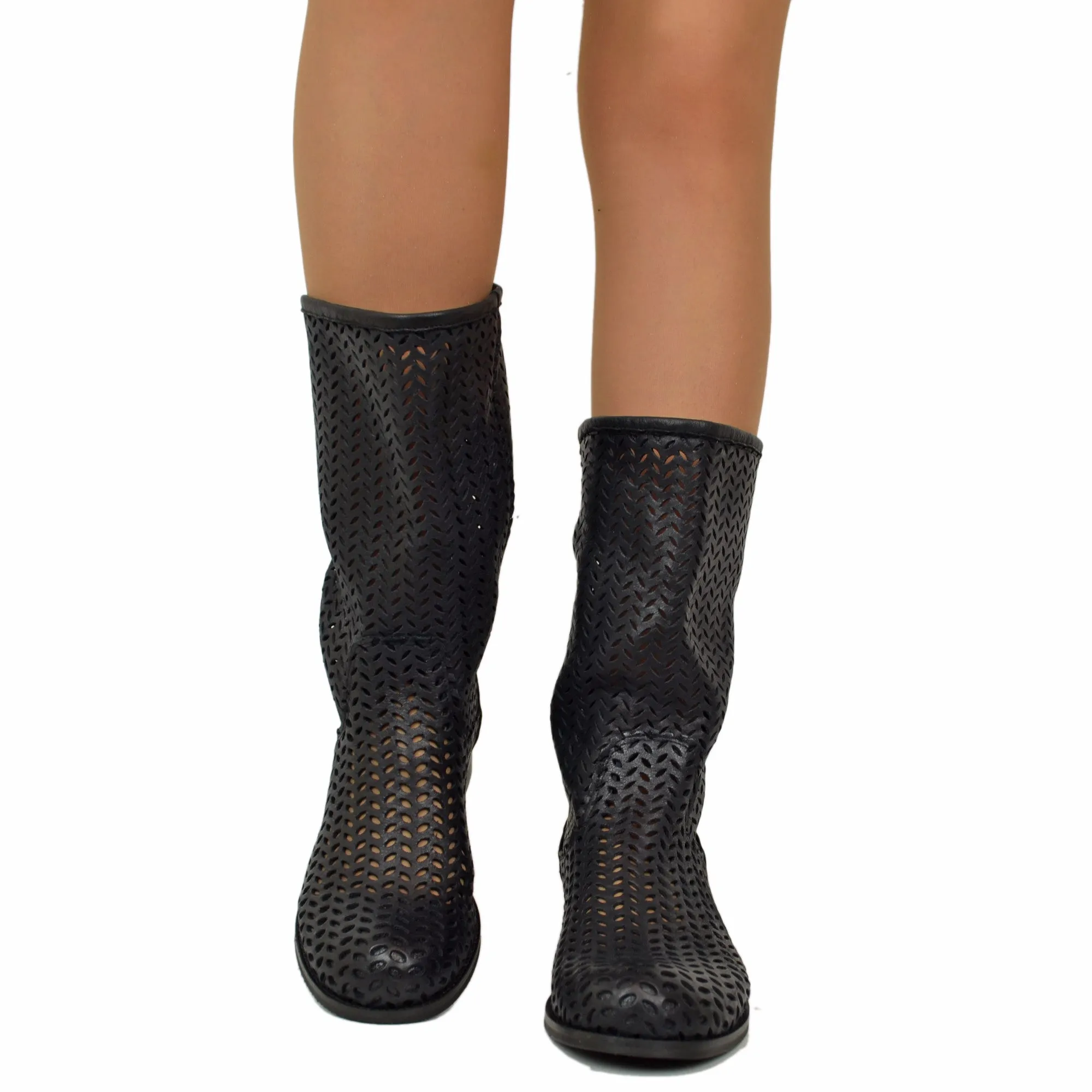Stivali Donna Estivi Traforati Neri con Tacco Basso Made in Italy